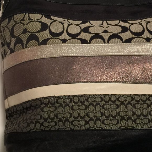 COACH SIGNATURE RARE EDITION SHOULDER BAG - Picture 6 of 7